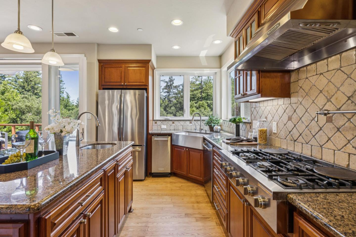 Detail Gallery Image 32 of 124 For 23583 Summit Rd, Los Gatos,  CA 95033 - 5 Beds | 4 Baths