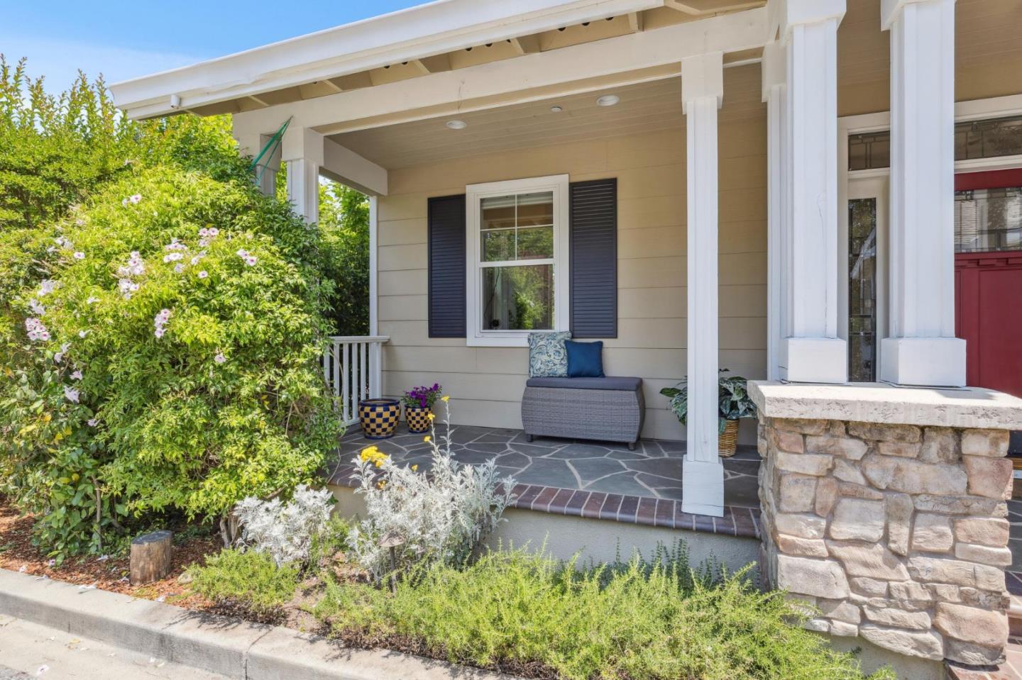 Detail Gallery Image 6 of 124 For 23583 Summit Rd, Los Gatos,  CA 95033 - 5 Beds | 4 Baths