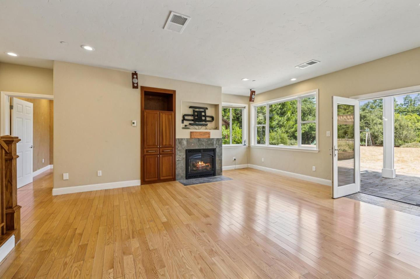 Detail Gallery Image 65 of 124 For 23583 Summit Rd, Los Gatos,  CA 95033 - 5 Beds | 4 Baths
