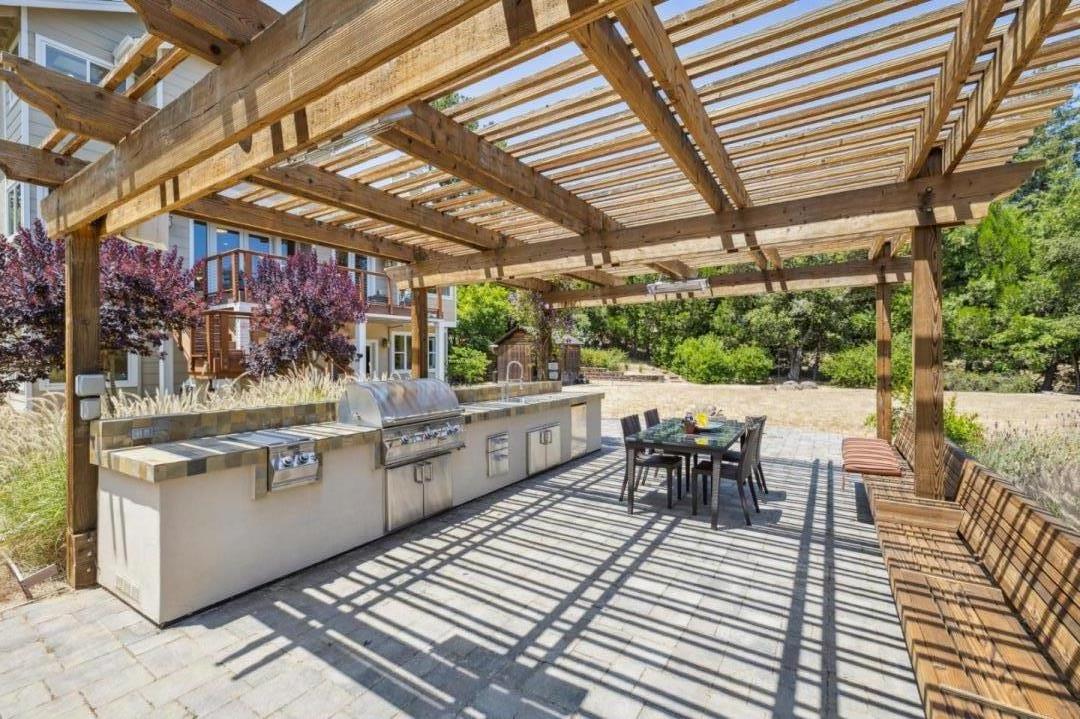 Detail Gallery Image 78 of 124 For 23583 Summit Rd, Los Gatos,  CA 95033 - 5 Beds | 4 Baths