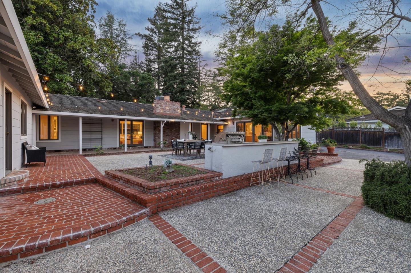 Detail Gallery Image 39 of 43 For 19661 Saratoga Los Gatos Rd, Saratoga,  CA 95070 - 5 Beds | 4/2 Baths