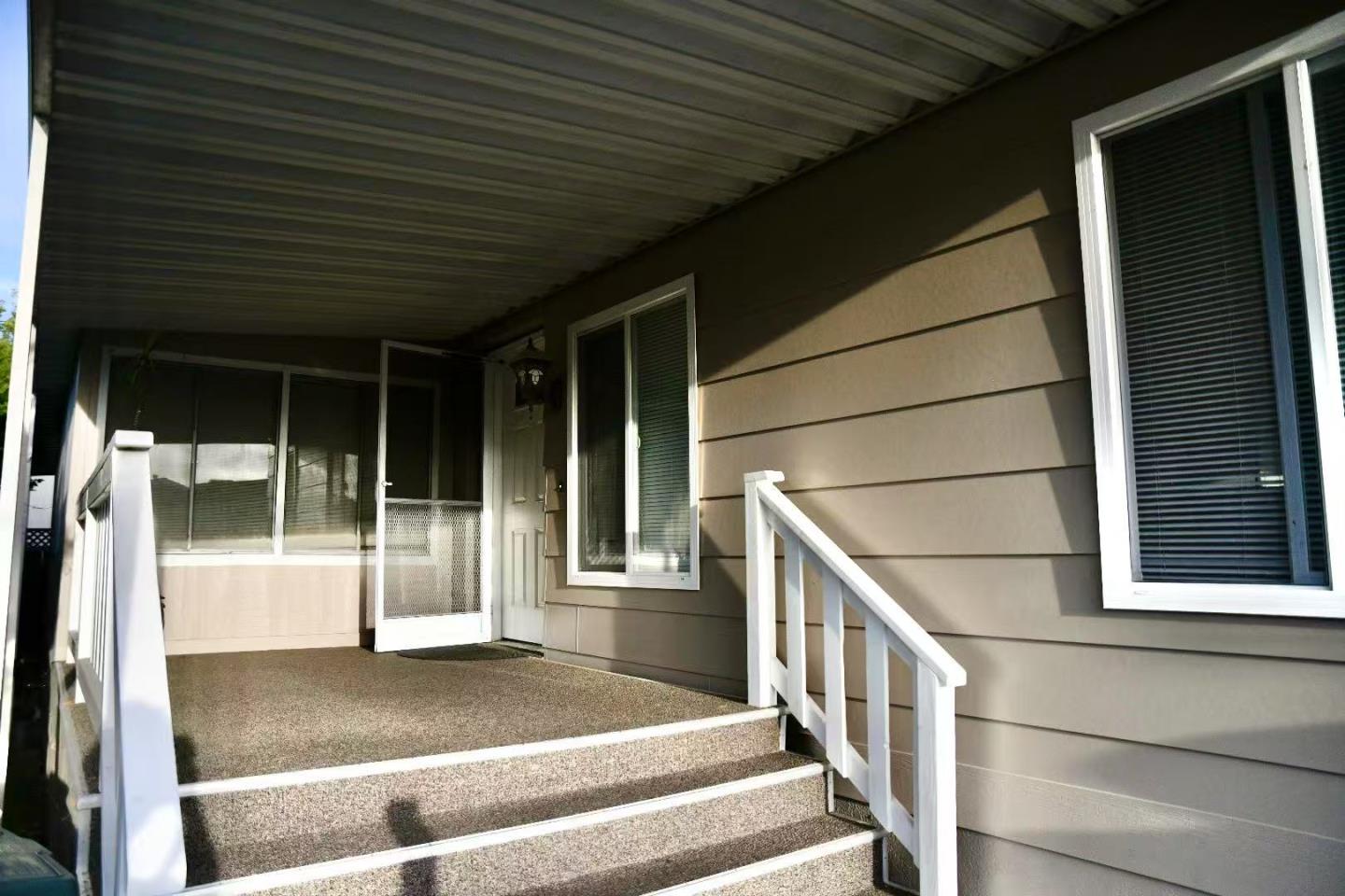Detail Gallery Image 2 of 48 For 1225 Vienna Dr #132,  Sunnyvale,  CA 94089 - 3 Beds | 2 Baths