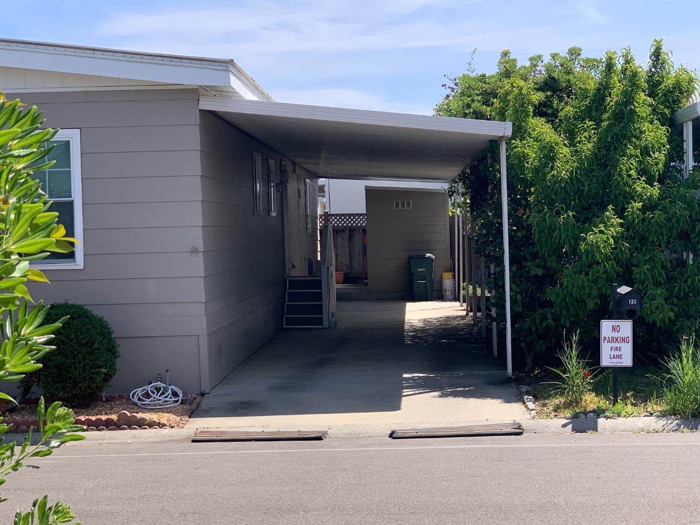 Detail Gallery Image 5 of 48 For 1225 Vienna Dr #132,  Sunnyvale,  CA 94089 - 3 Beds | 2 Baths