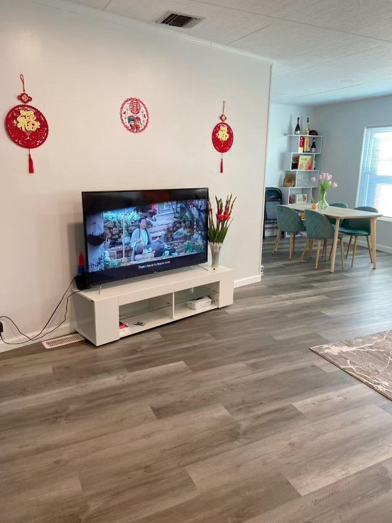Detail Gallery Image 8 of 48 For 1225 Vienna Dr #132,  Sunnyvale,  CA 94089 - 3 Beds | 2 Baths