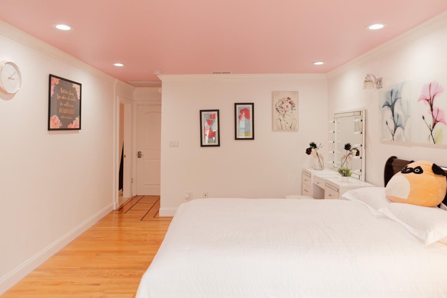 Detail Gallery Image 24 of 38 For 1837 S White Rd, San Jose,  CA 95127 - 5 Beds | 5/1 Baths
