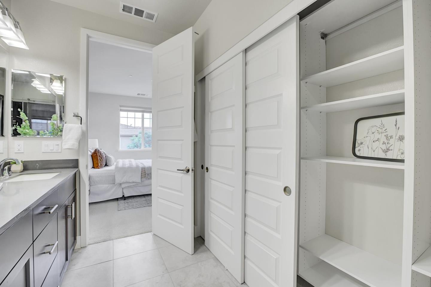 Detail Gallery Image 26 of 47 For 2876 Baze Rd, San Mateo,  CA 94403 - 2 Beds | 2/1 Baths