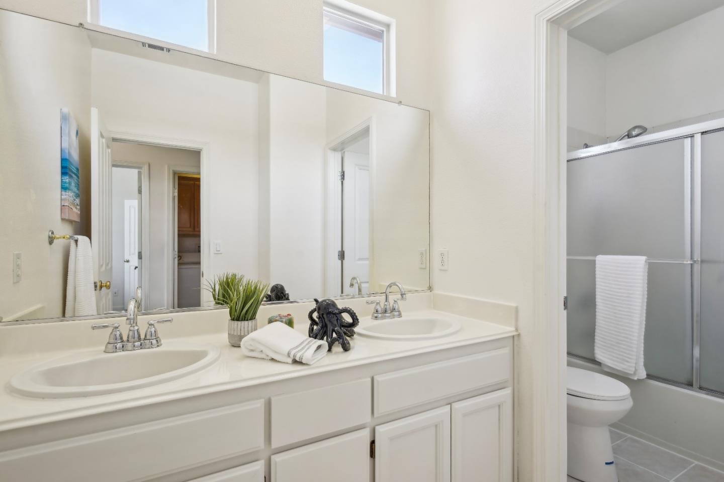 Detail Gallery Image 39 of 48 For 3514 Casabella Ct, San Jose,  CA 95148 - 5 Beds | 3 Baths