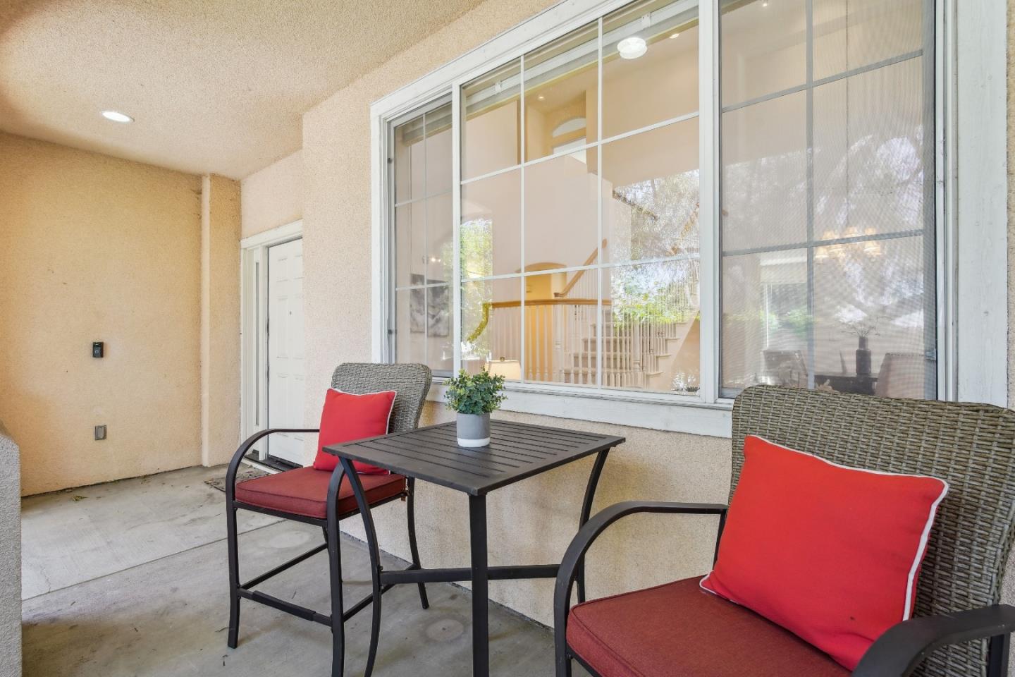 Detail Gallery Image 4 of 48 For 3514 Casabella Ct, San Jose,  CA 95148 - 5 Beds | 3 Baths