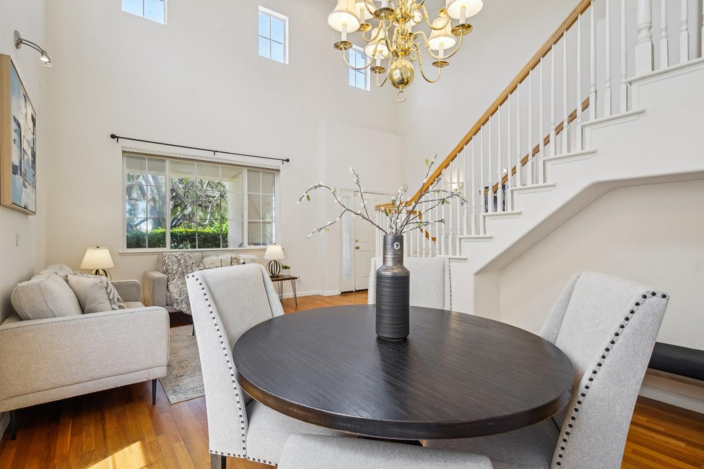 Detail Gallery Image 9 of 48 For 3514 Casabella Ct, San Jose,  CA 95148 - 5 Beds | 3 Baths