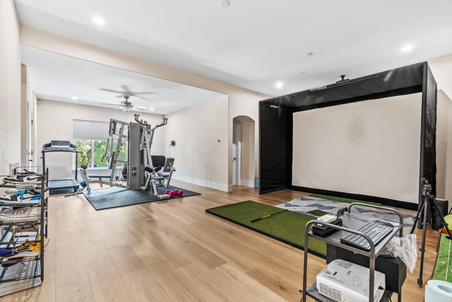 Detail Gallery Image 24 of 36 For 1158 Teresa Ln, Morgan Hill,  CA 95037 - 6 Beds | 5 Baths