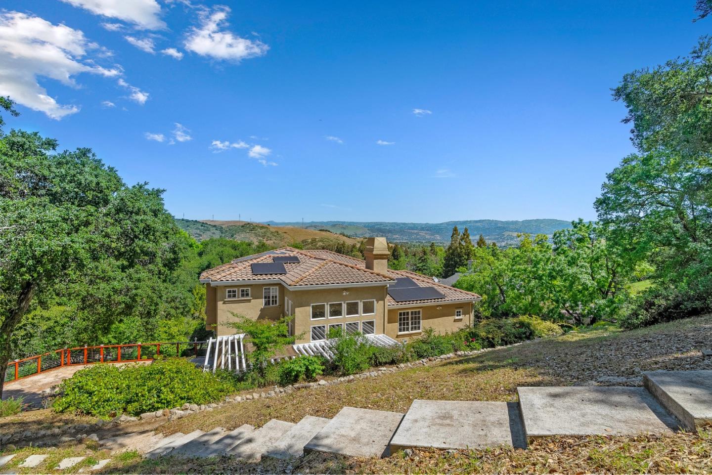 Detail Gallery Image 28 of 36 For 1158 Teresa Ln, Morgan Hill,  CA 95037 - 6 Beds | 5 Baths