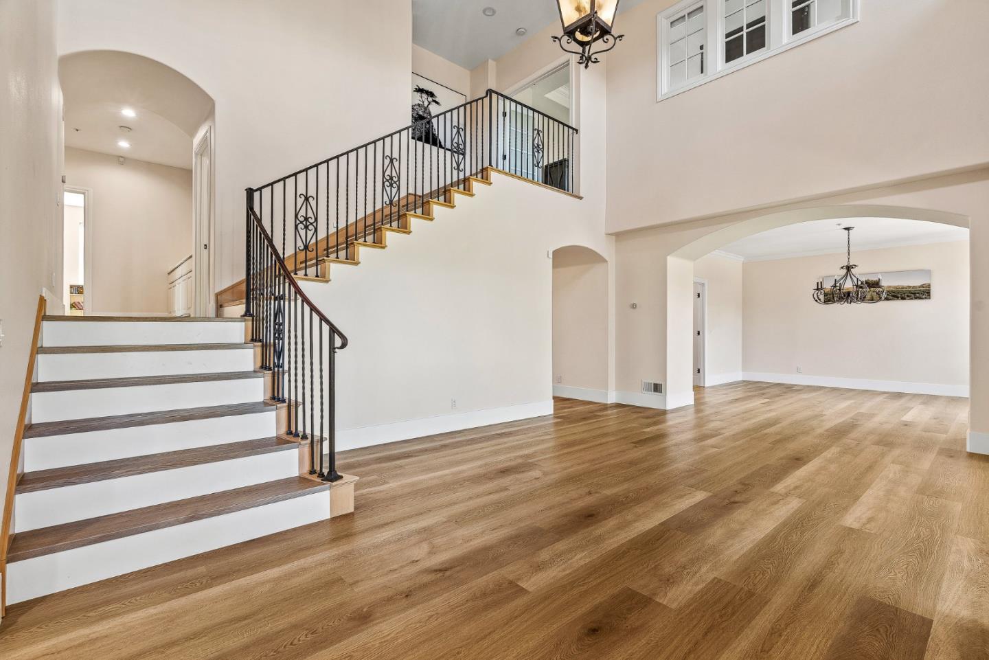 Detail Gallery Image 3 of 36 For 1158 Teresa Ln, Morgan Hill,  CA 95037 - 6 Beds | 5 Baths