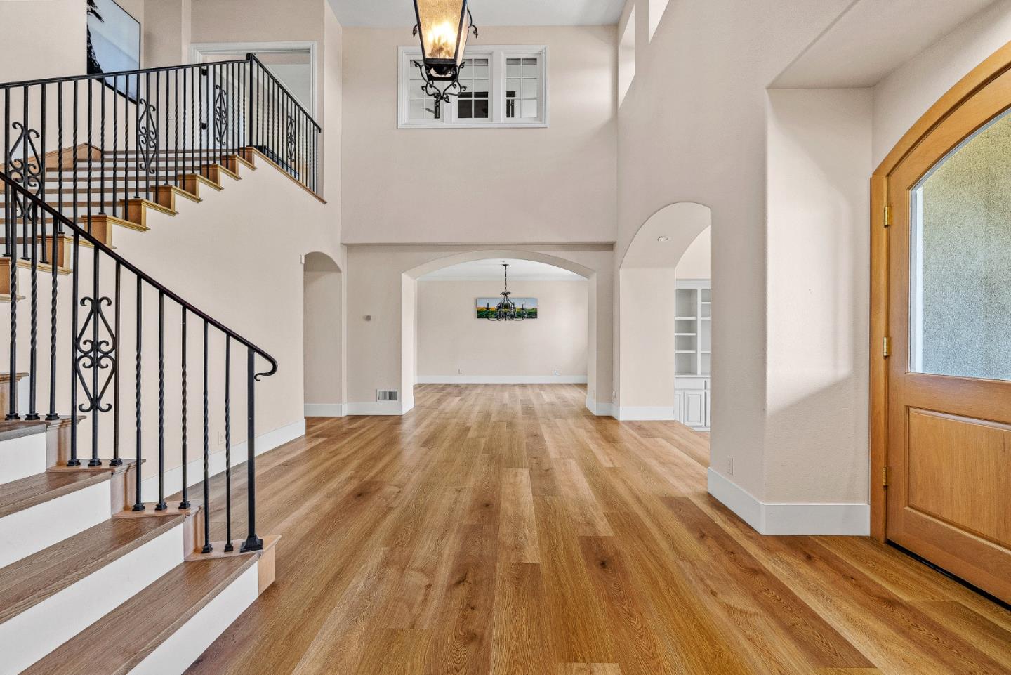 Detail Gallery Image 4 of 36 For 1158 Teresa Ln, Morgan Hill,  CA 95037 - 6 Beds | 5 Baths