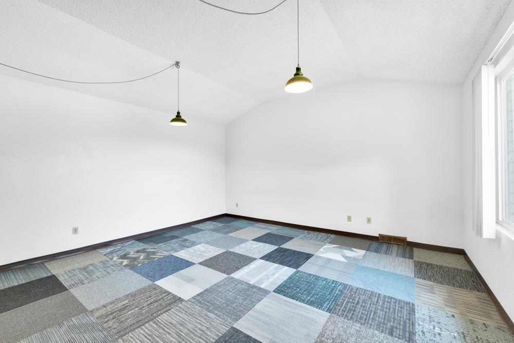 Detail Gallery Image 14 of 32 For 14616 Charter Oak Blvd, Salinas,  CA 93907 - 4 Beds | 2 Baths