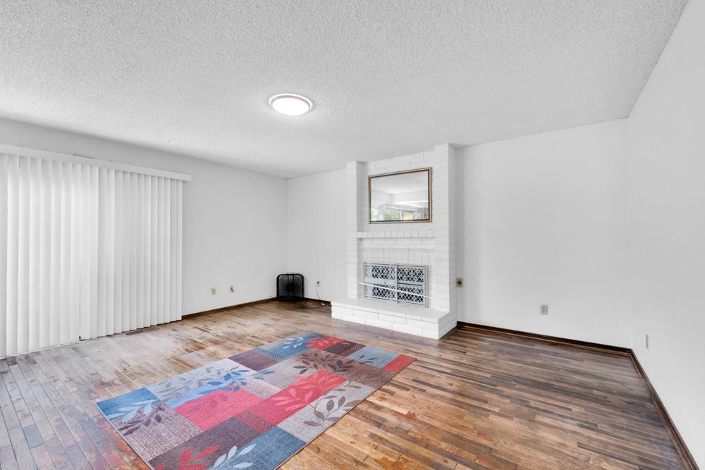 Detail Gallery Image 16 of 32 For 14616 Charter Oak Blvd, Salinas,  CA 93907 - 4 Beds | 2 Baths