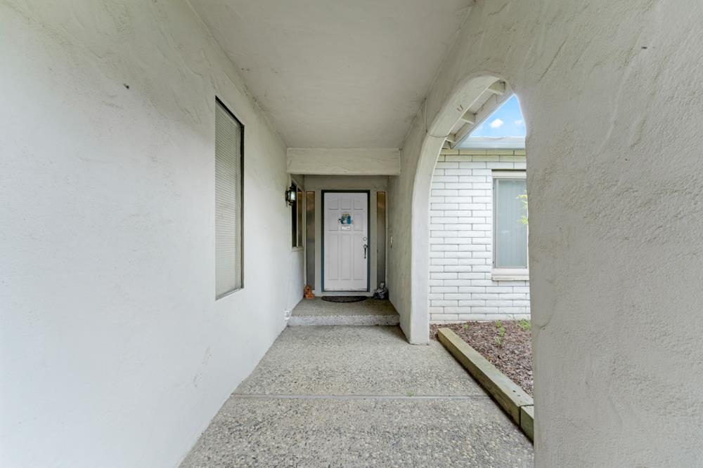 Detail Gallery Image 9 of 32 For 14616 Charter Oak Blvd, Salinas,  CA 93907 - 4 Beds | 2 Baths