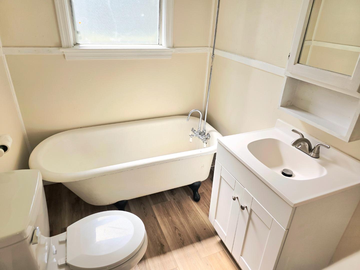 Detail Gallery Image 10 of 45 For 129 Broadway #129 131,  Jackson,  CA 95642 - 3 Beds | 2 Baths