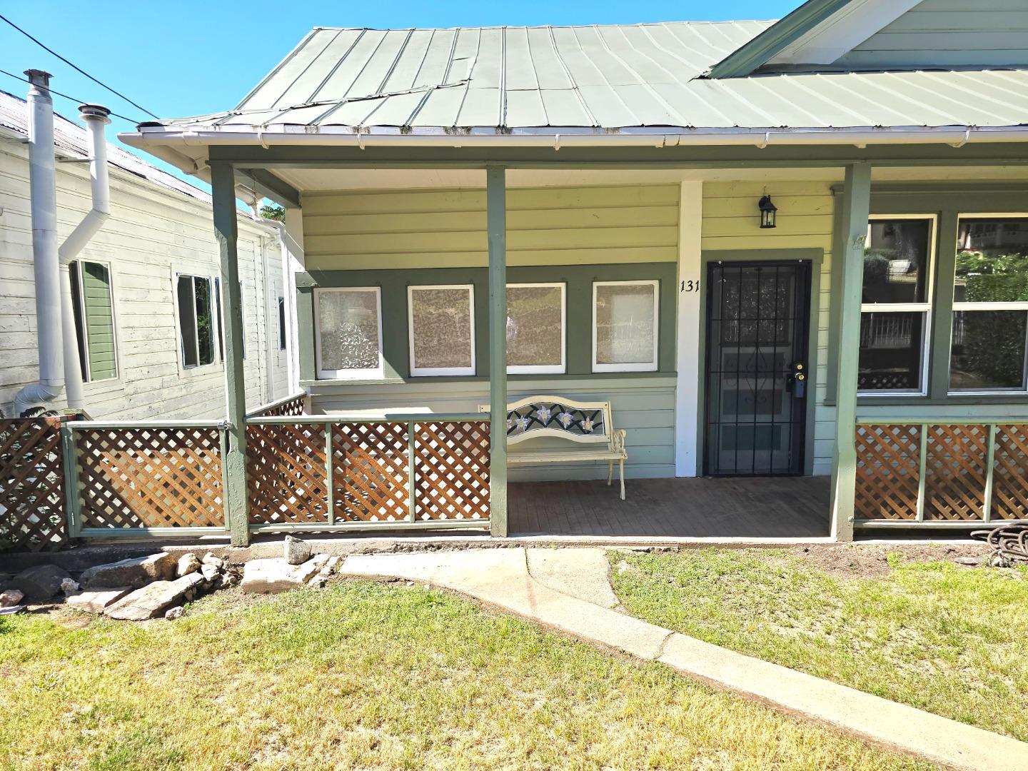 Detail Gallery Image 13 of 45 For 129 Broadway #129 131,  Jackson,  CA 95642 - 3 Beds | 2 Baths
