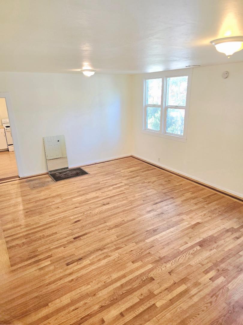 Detail Gallery Image 14 of 45 For 129 Broadway #129 131,  Jackson,  CA 95642 - 3 Beds | 2 Baths