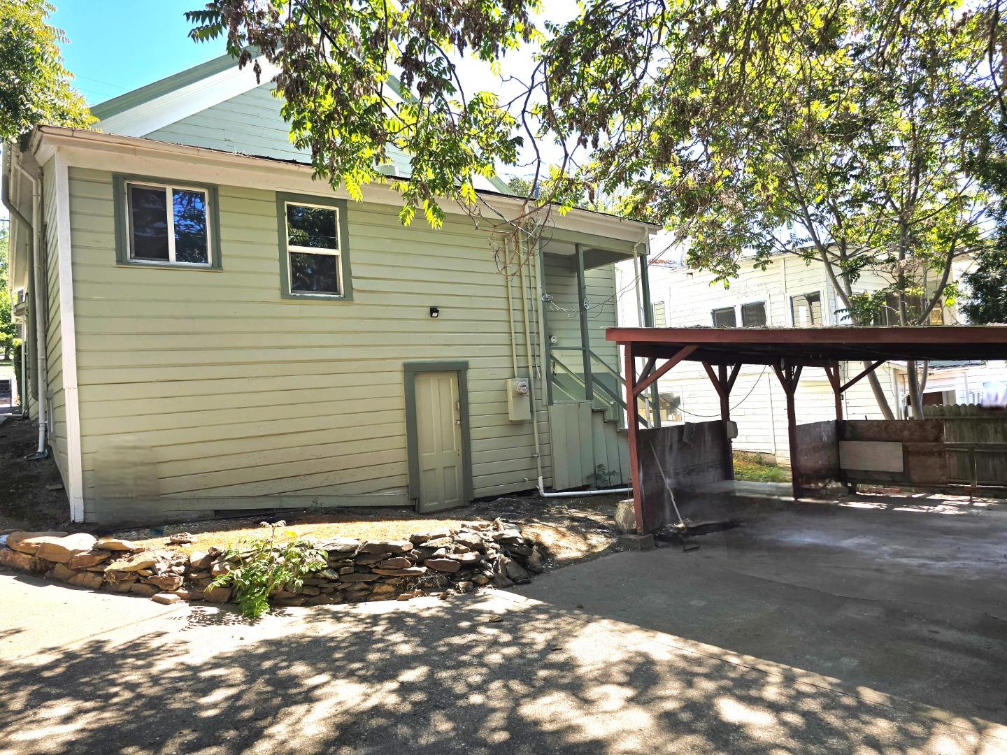 Detail Gallery Image 4 of 45 For 129 Broadway #129 131,  Jackson,  CA 95642 - 3 Beds | 2 Baths