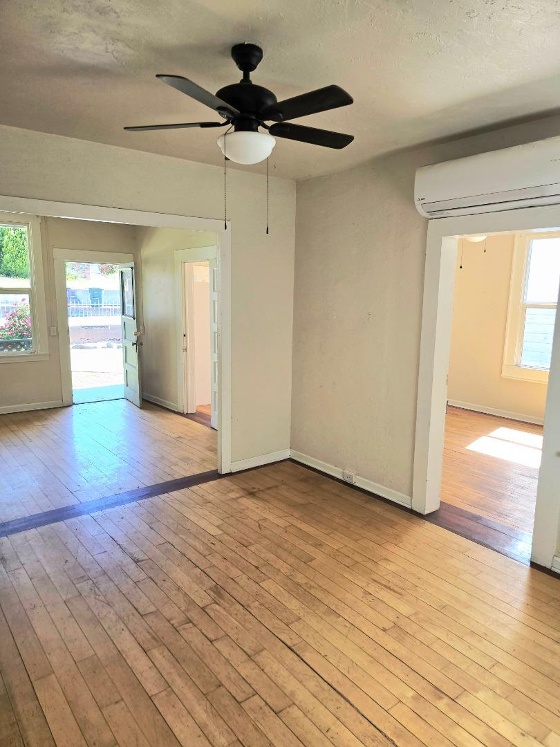 Detail Gallery Image 6 of 45 For 129 Broadway #129 131,  Jackson,  CA 95642 - 3 Beds | 2 Baths