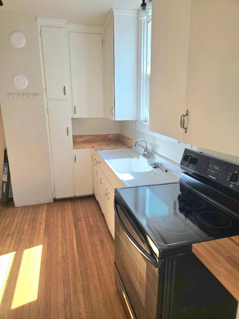 Detail Gallery Image 9 of 45 For 129 Broadway #129 131,  Jackson,  CA 95642 - 3 Beds | 2 Baths