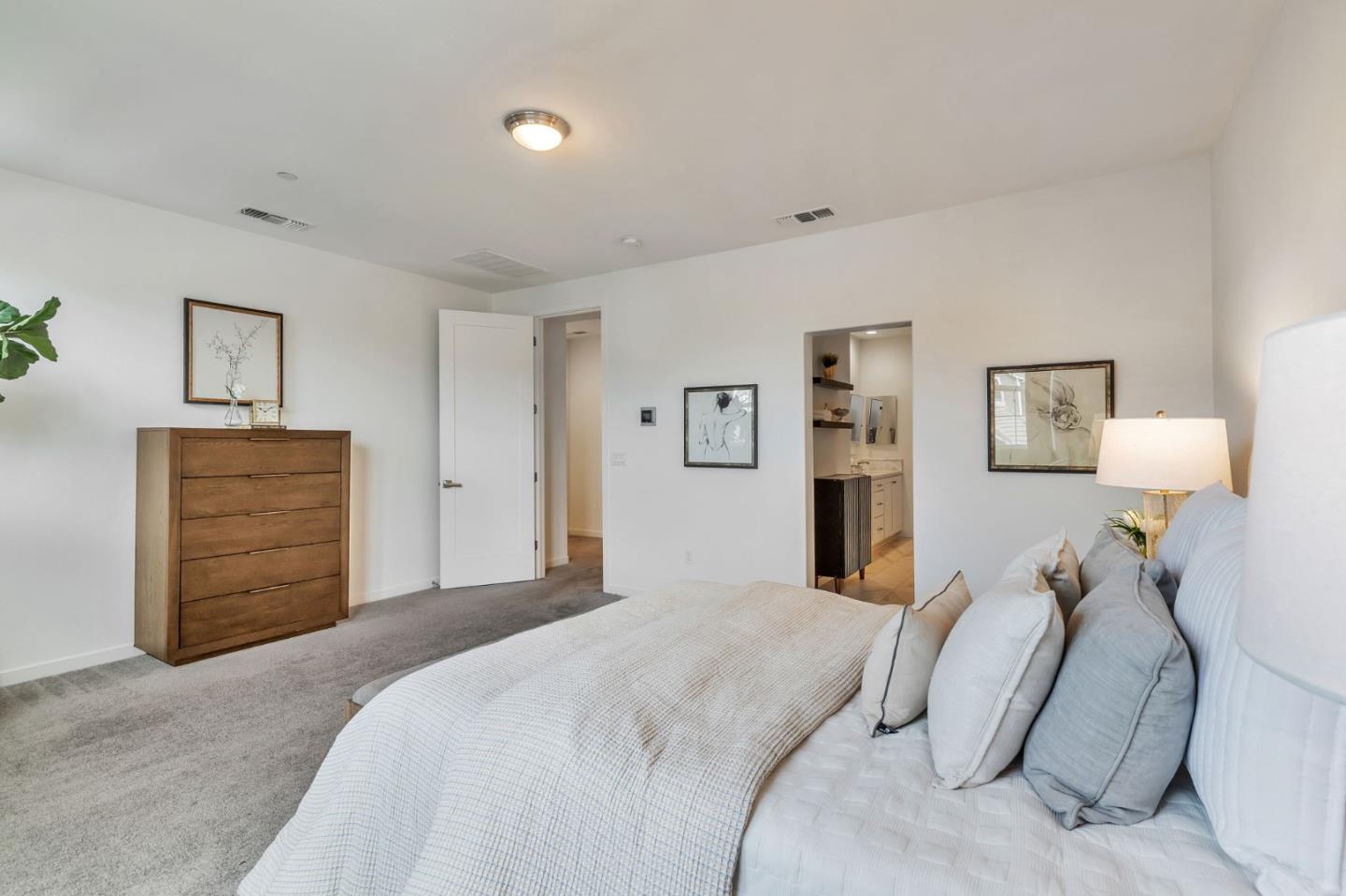 Detail Gallery Image 17 of 40 For 17094 Saint Brendan Loop, Morgan Hill,  CA 95037 - 3 Beds | 2/1 Baths
