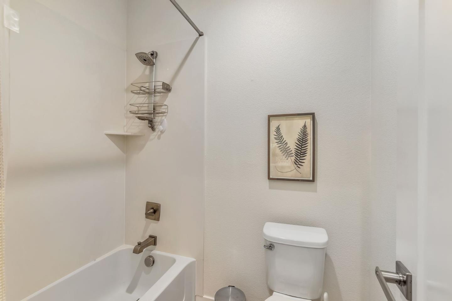 Detail Gallery Image 31 of 40 For 17094 Saint Brendan Loop, Morgan Hill,  CA 95037 - 3 Beds | 2/1 Baths