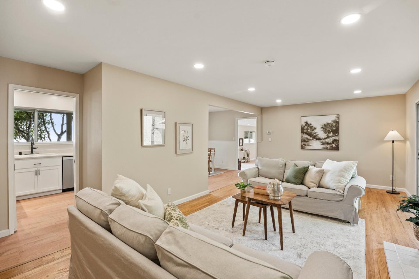 Detail Gallery Image 14 of 43 For 5152 Felter Rd, San Jose,  CA 95132 - 5 Beds | 3 Baths