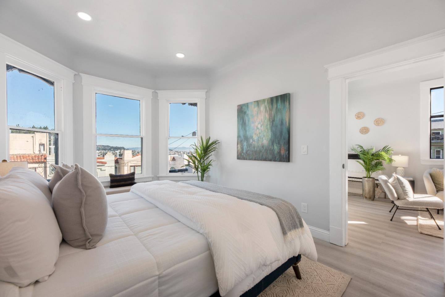 Detail Gallery Image 8 of 28 For 615 Mount Vernon Ave, San Francisco,  CA 94112 - 2 Beds | 1/1 Baths