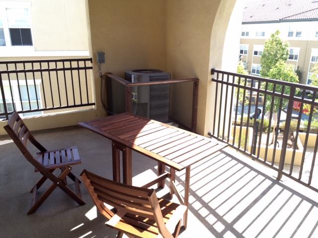 Detail Gallery Image 2 of 11 For 1883 Agnew Rd #428,  Santa Clara,  CA 95054 - 3 Beds | 2 Baths