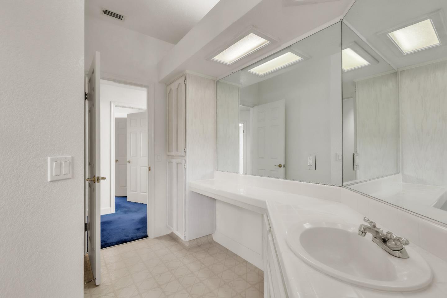 Detail Gallery Image 20 of 28 For Address Not Disclosed, Elk Grove,  CA 95758 - 4 Beds | 3 Baths