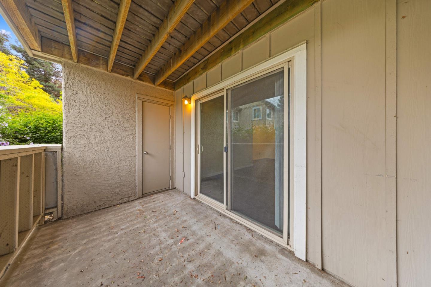 Detail Gallery Image 23 of 33 For 1241 Lakeview Cir, Pittsburg,  CA 94565 - 3 Beds | 2 Baths