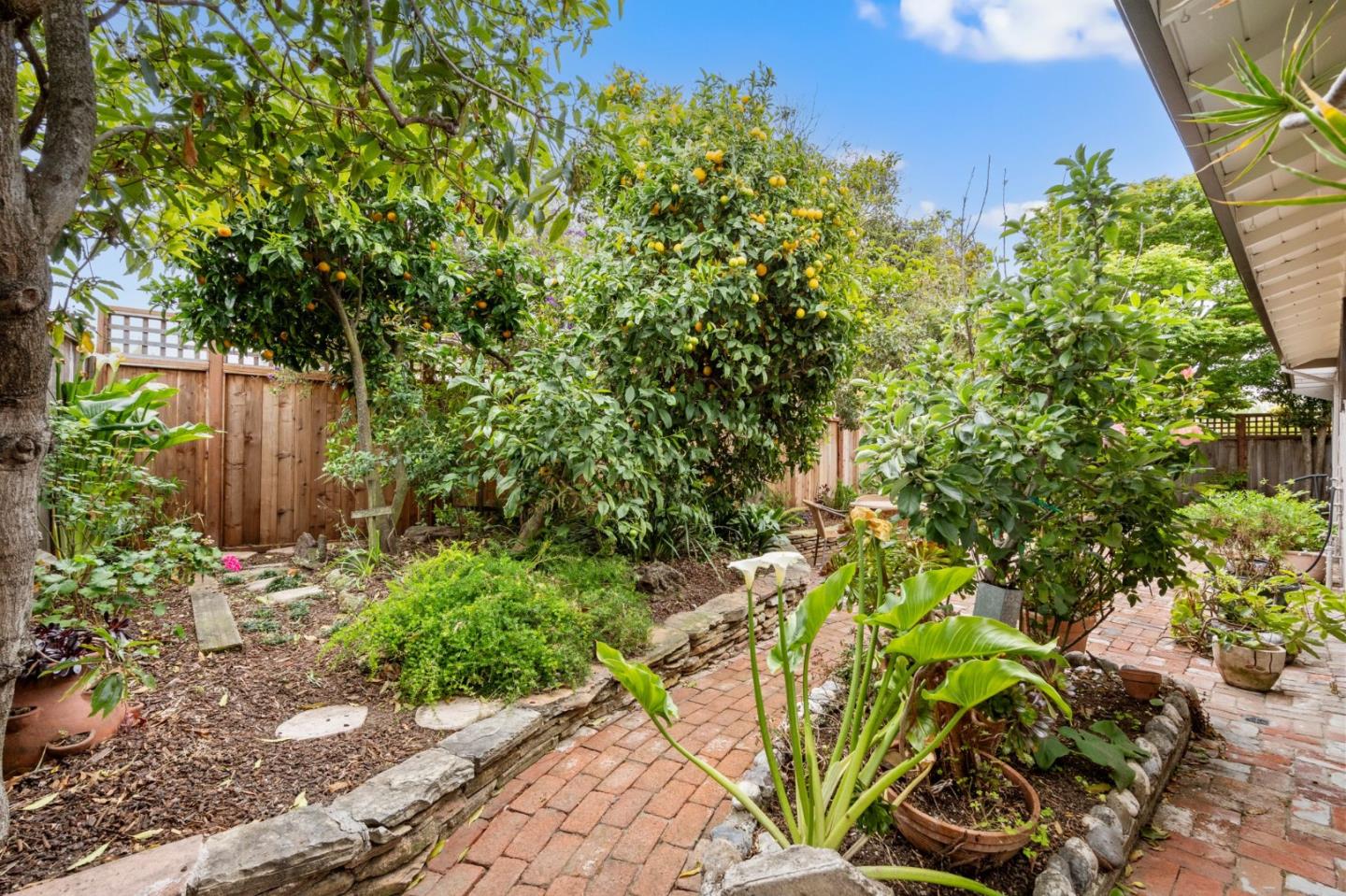 Detail Gallery Image 24 of 27 For 266 Curlew Ct, Foster City,  CA 94404 - 5 Beds | 2 Baths