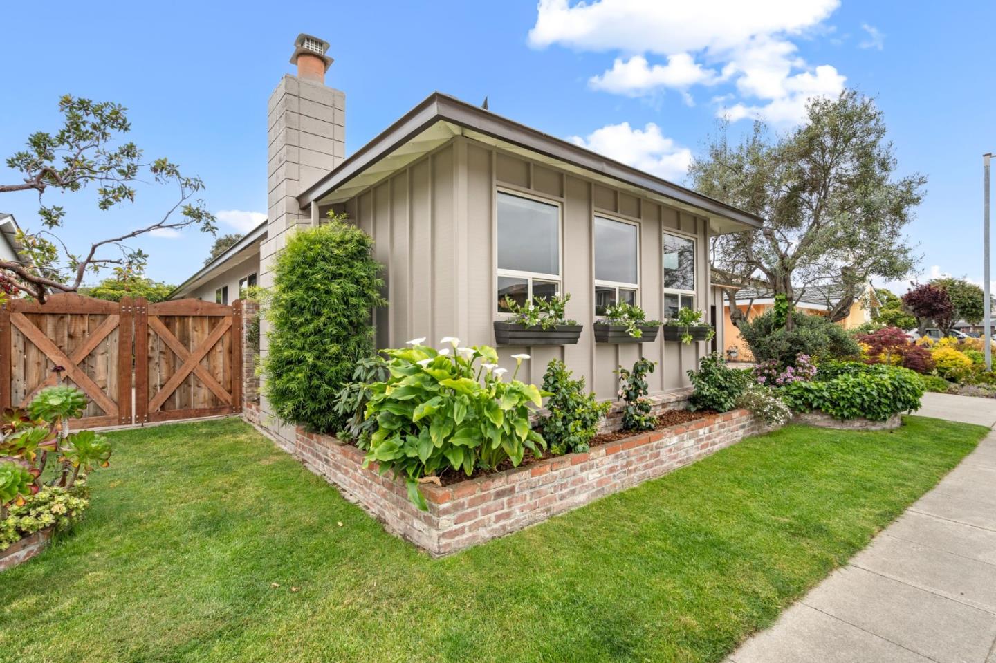 Detail Gallery Image 27 of 27 For 266 Curlew Ct, Foster City,  CA 94404 - 5 Beds | 2 Baths