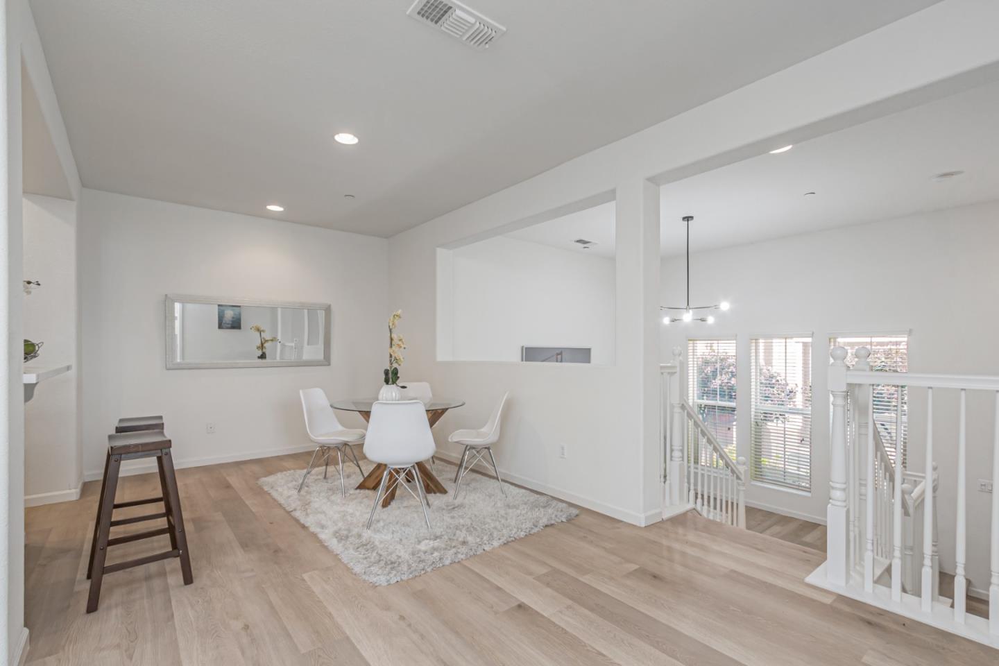Detail Gallery Image 11 of 35 For 1744 Snell Pl, Milpitas,  CA 95035 - 3 Beds | 2 Baths