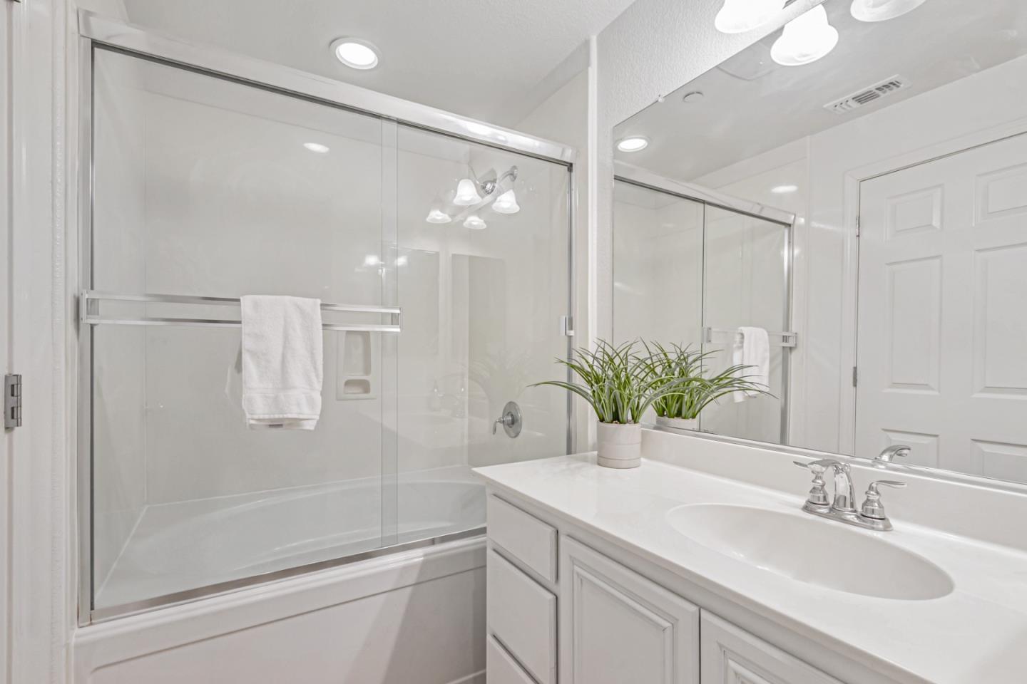 Detail Gallery Image 23 of 35 For 1744 Snell Pl, Milpitas,  CA 95035 - 3 Beds | 2 Baths