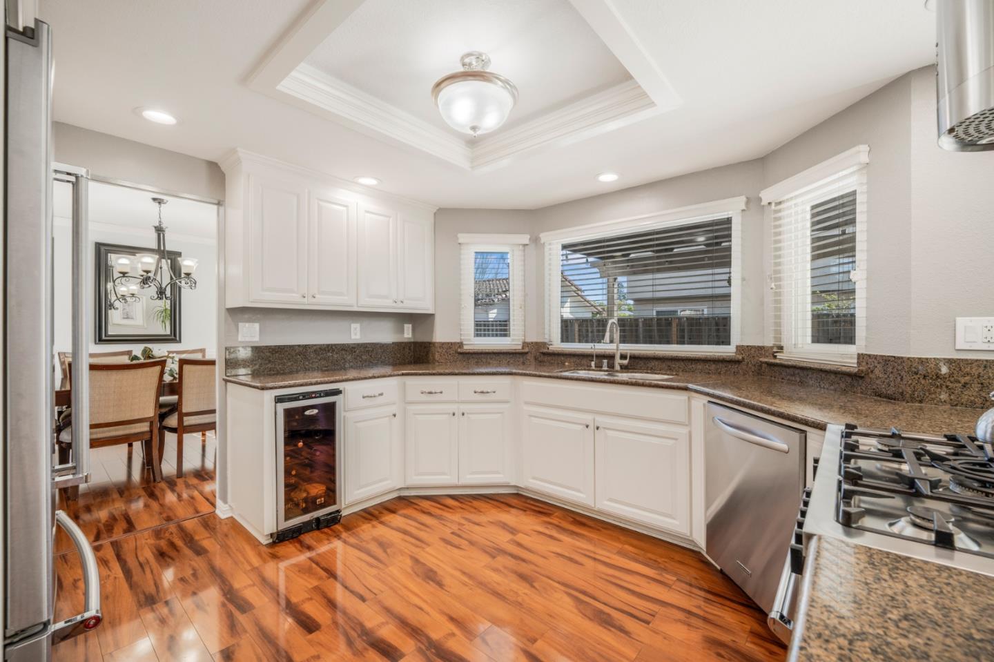 Detail Gallery Image 11 of 38 For 15465 La Pala Ct, Morgan Hill,  CA 95037 - 4 Beds | 2/1 Baths