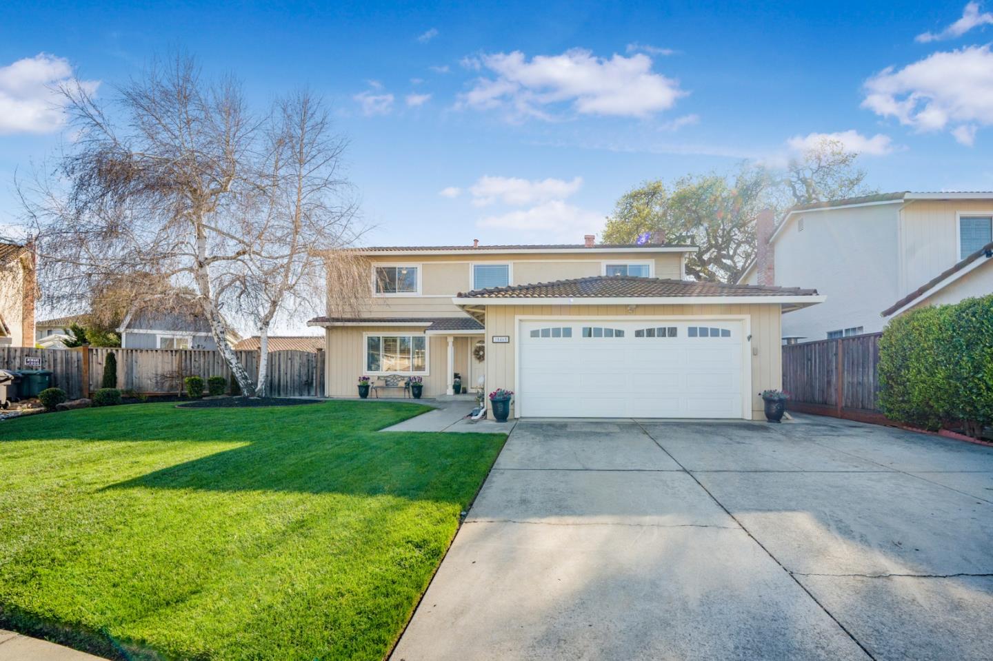 Detail Gallery Image 2 of 38 For 15465 La Pala Ct, Morgan Hill,  CA 95037 - 4 Beds | 2/1 Baths