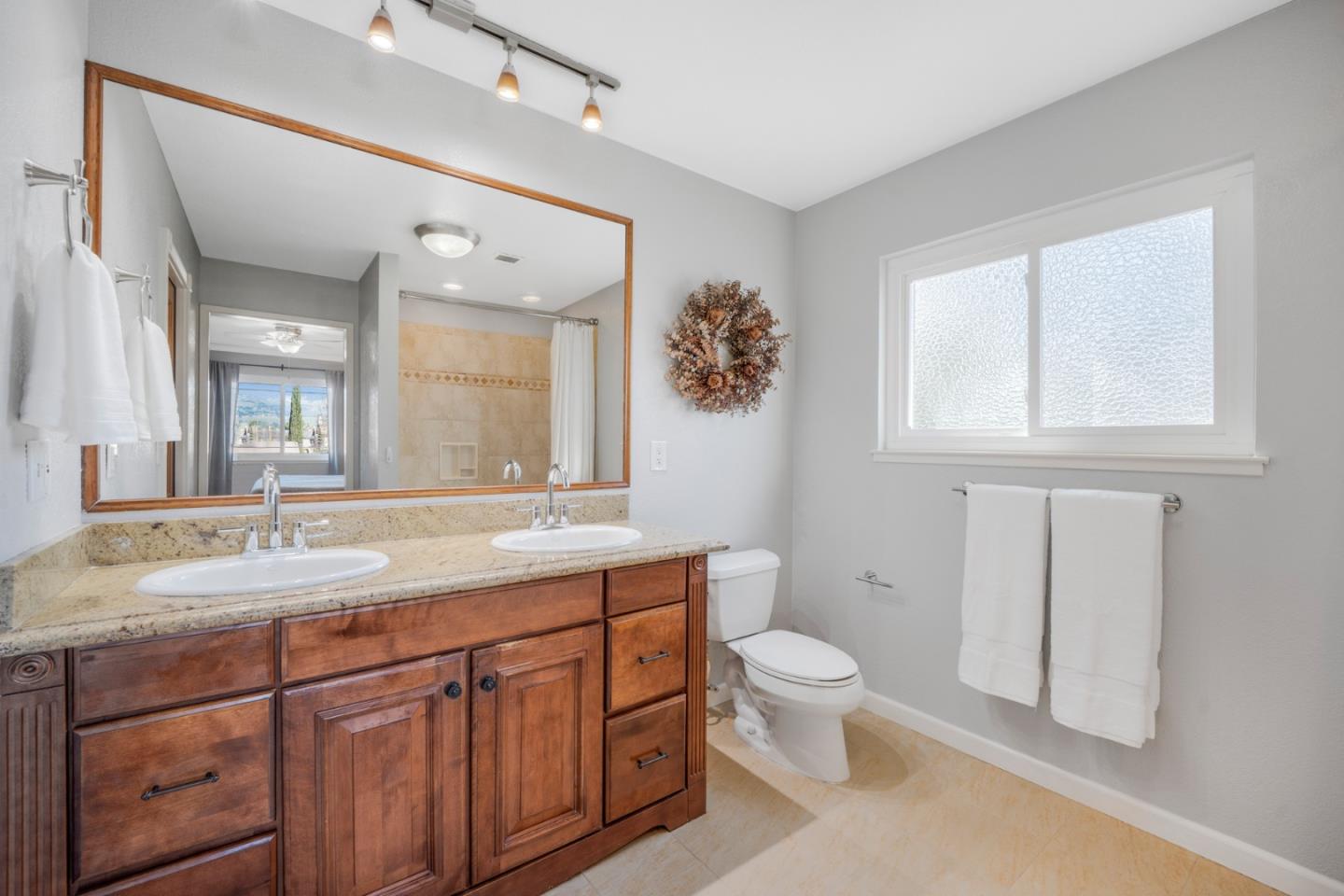 Detail Gallery Image 24 of 38 For 15465 La Pala Ct, Morgan Hill,  CA 95037 - 4 Beds | 2/1 Baths