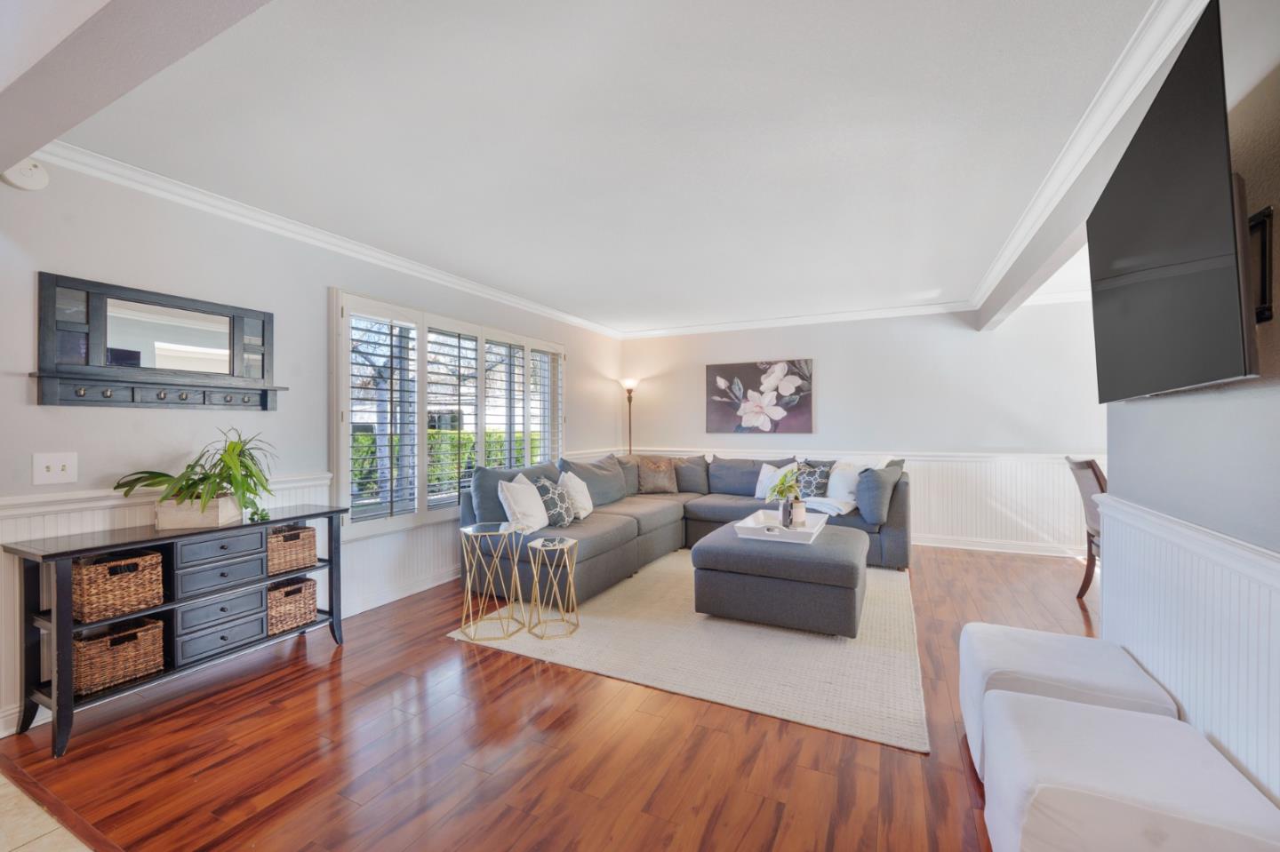 Detail Gallery Image 5 of 38 For 15465 La Pala Ct, Morgan Hill,  CA 95037 - 4 Beds | 2/1 Baths