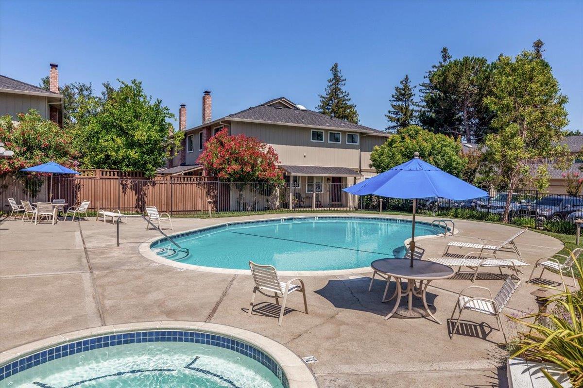 Detail Gallery Image 13 of 21 For 18952 Sara Park Cir, Saratoga,  CA 95070 - 1 Beds | 1 Baths