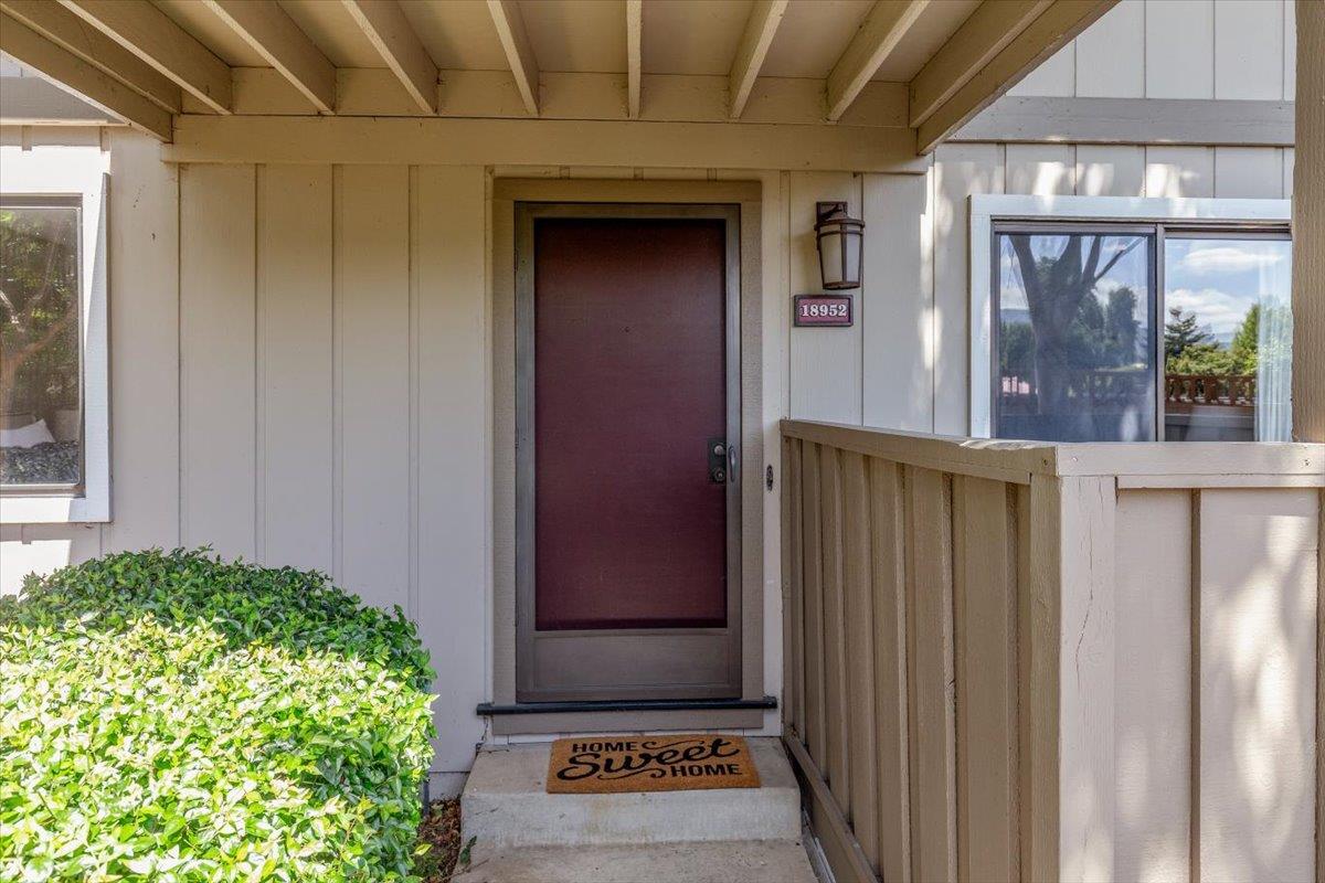 Detail Gallery Image 19 of 21 For 18952 Sara Park Cir, Saratoga,  CA 95070 - 1 Beds | 1 Baths