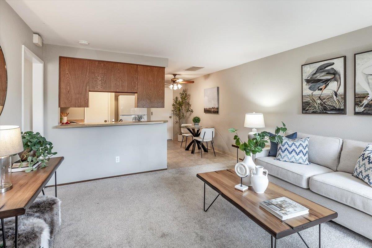 Detail Gallery Image 6 of 21 For 18952 Sara Park Cir, Saratoga,  CA 95070 - 1 Beds | 1 Baths