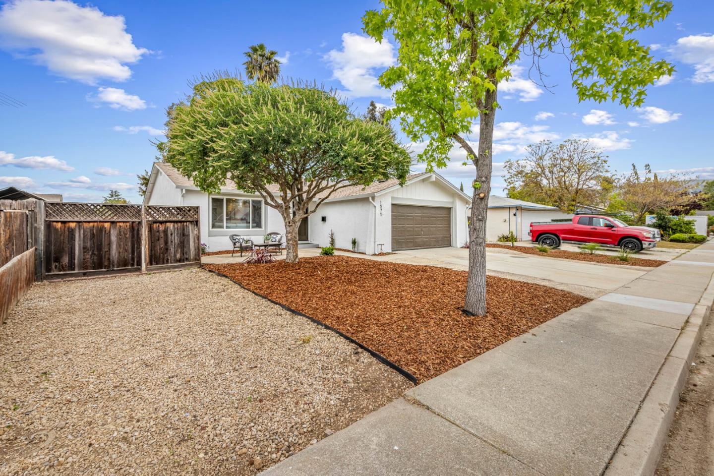 Detail Gallery Image 4 of 41 For 1575 Acacia Way, Morgan Hill,  CA 95037 - 4 Beds | 2 Baths