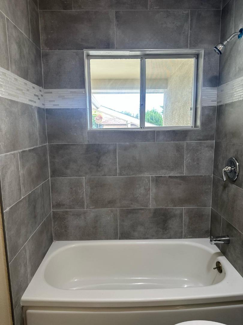 Detail Gallery Image 12 of 13 For 728 W Alisal St, Salinas,  CA 93901 - 3 Beds | 2 Baths