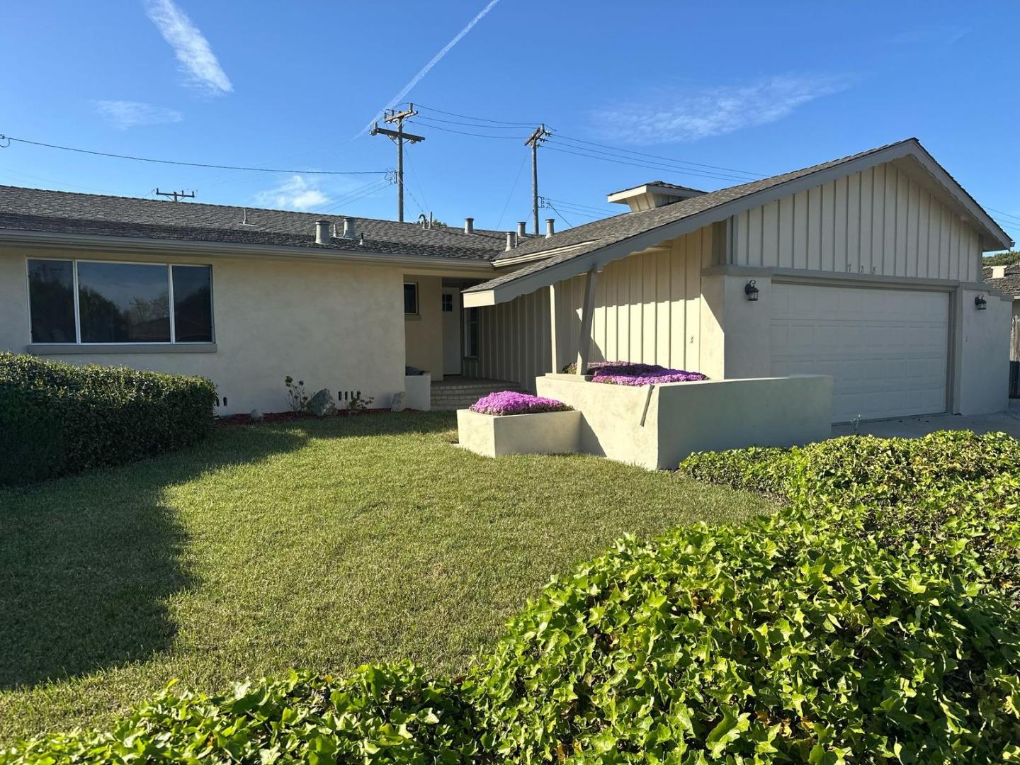 Detail Gallery Image 4 of 13 For 728 W Alisal St, Salinas,  CA 93901 - 3 Beds | 2 Baths