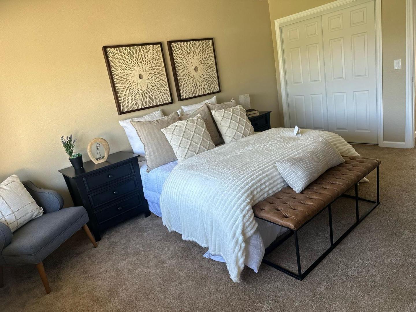 Detail Gallery Image 8 of 13 For 728 W Alisal St, Salinas,  CA 93901 - 3 Beds | 2 Baths