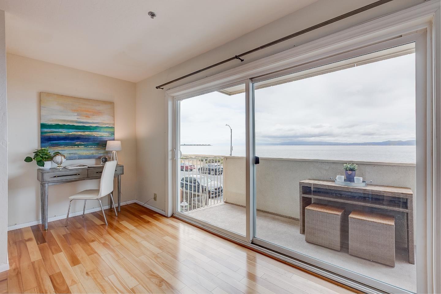 Detail Gallery Image 11 of 29 For 933 Shoreline Dr #203,  Alameda,  CA 94501 - 2 Beds | 2 Baths