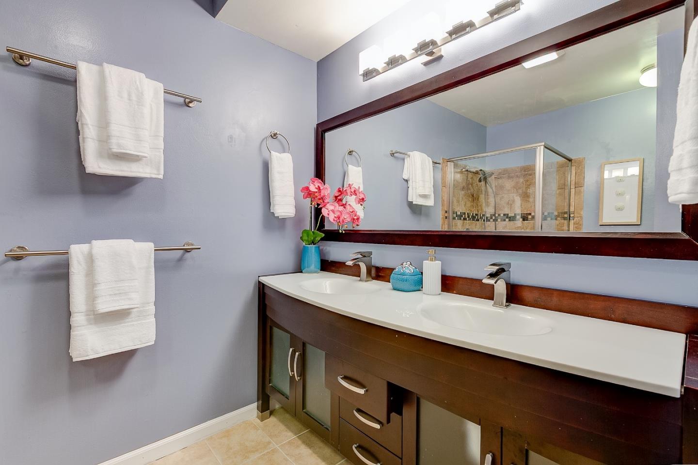 Detail Gallery Image 18 of 29 For 933 Shoreline Dr #203,  Alameda,  CA 94501 - 2 Beds | 2 Baths
